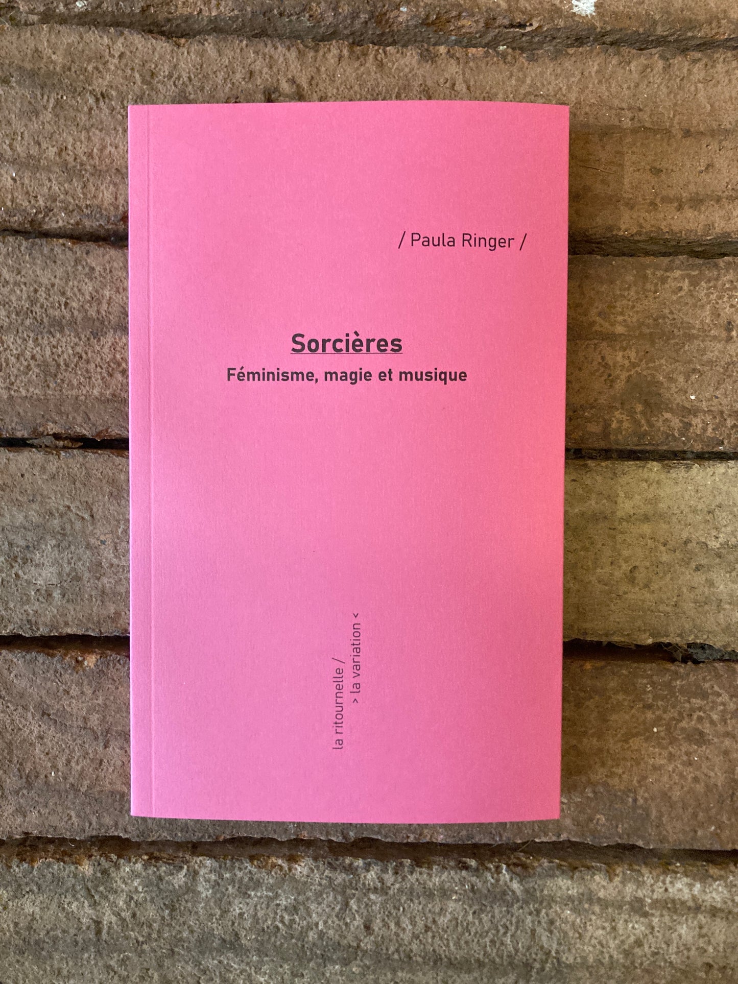 Sorcières: Féminisme, magie et musique